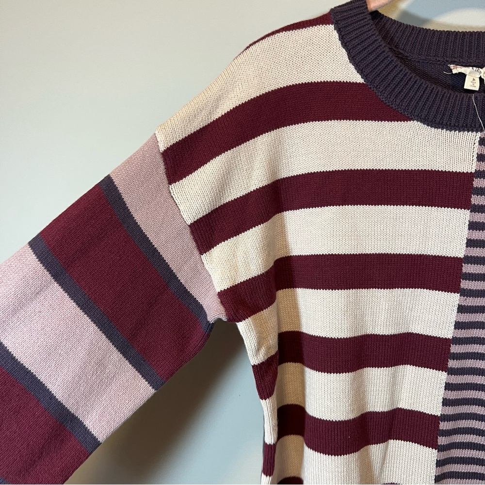 Hem & Thread Women’s Purple Striped Sweater Medium NWT - Picture 4 of 10
